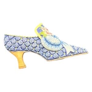 Willow Hall Victorian Shoe Brooch Pin Ornamental Shoe